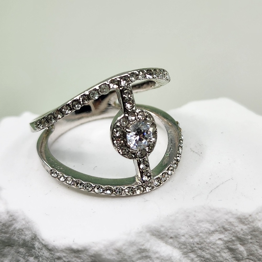 Silver Tone Clear Rhinestone Halo Open Bypass Statement Cocktail Ring Size 7.5